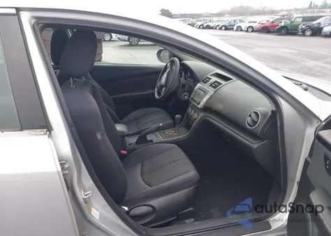 2011 Mazda Mazda6 I Sport z USA, uszkodzony, nr VIN 1YVHZ8BH9B5M20351